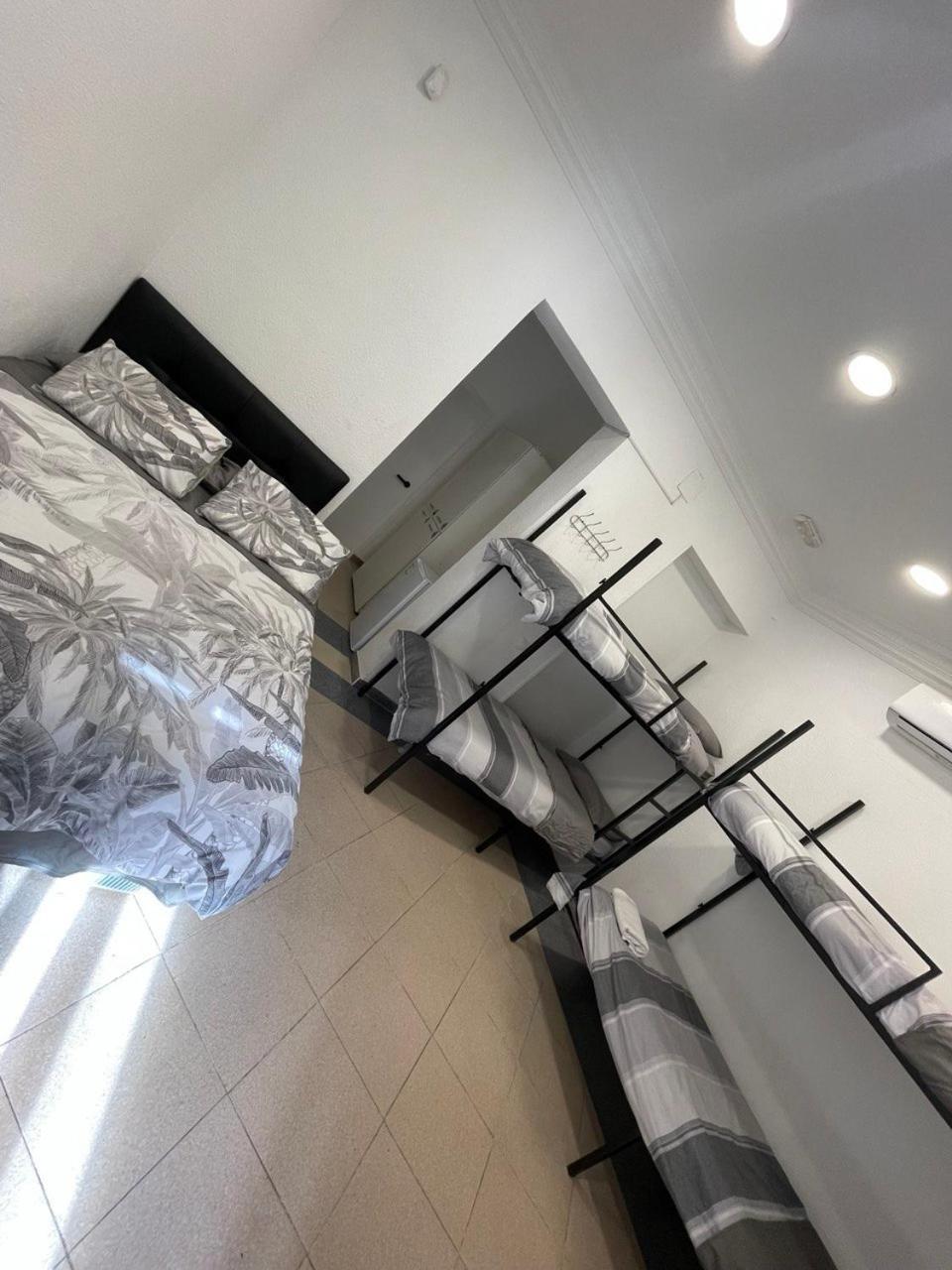 Parsa Residencial House Otel Madrid Dış mekan fotoğraf